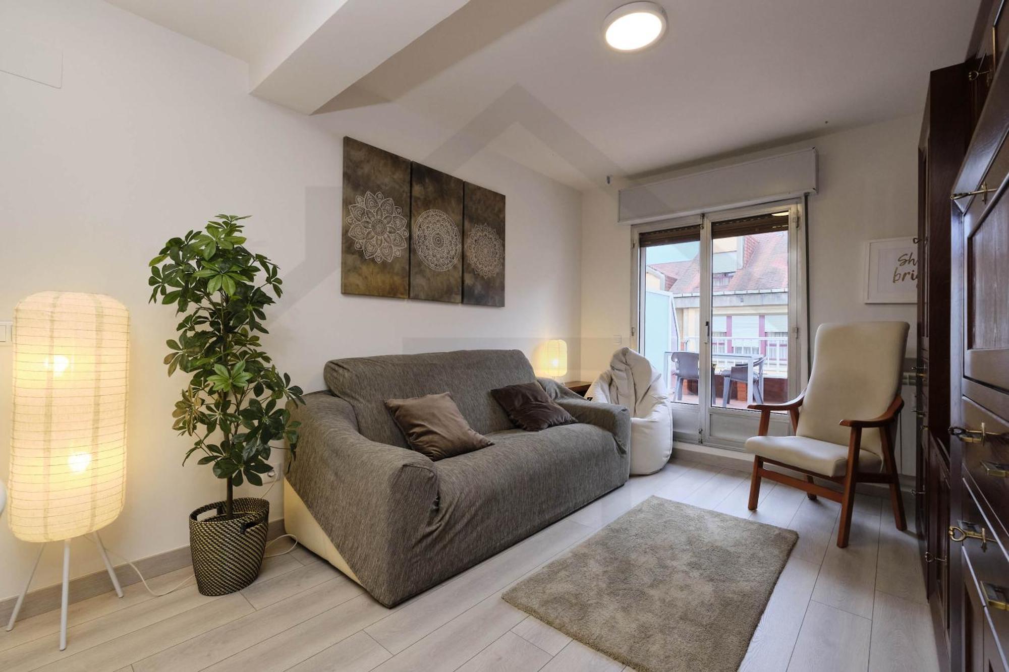 Atico Quintana I - Con Terraza, Vistas A La Ciudad, En El Centro, Con Wifi Y Garaje Lejlighed Oviedo Eksteriør billede