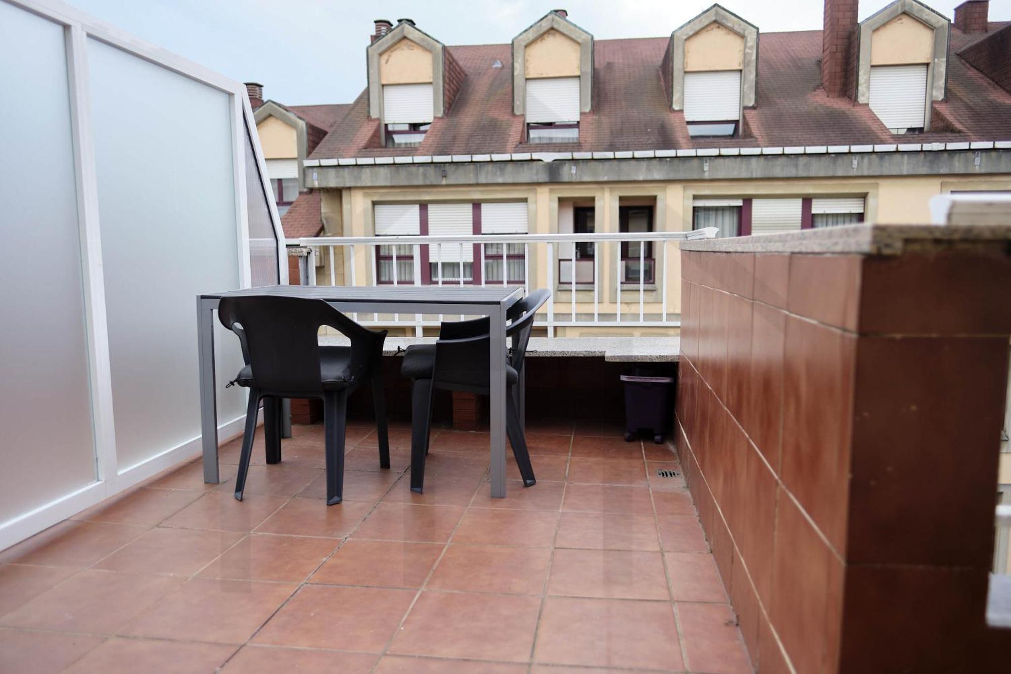 Atico Quintana I - Con Terraza, Vistas A La Ciudad, En El Centro, Con Wifi Y Garaje Lejlighed Oviedo Eksteriør billede