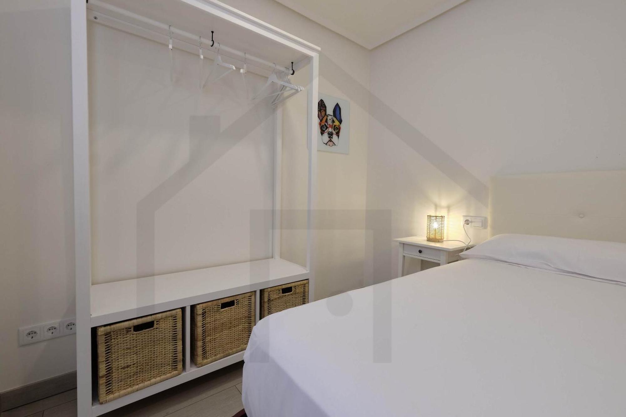 Atico Quintana I - Con Terraza, Vistas A La Ciudad, En El Centro, Con Wifi Y Garaje Lejlighed Oviedo Eksteriør billede