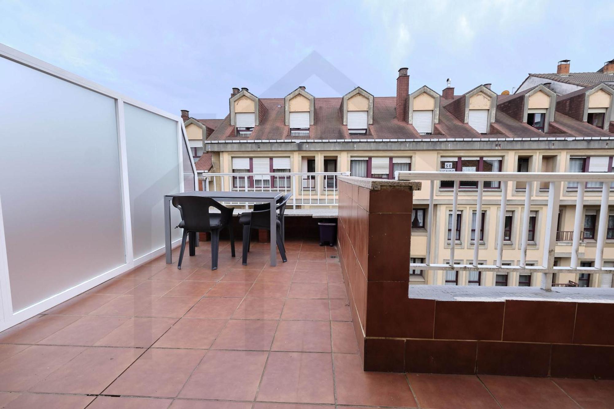 Atico Quintana I - Con Terraza, Vistas A La Ciudad, En El Centro, Con Wifi Y Garaje Lejlighed Oviedo Eksteriør billede